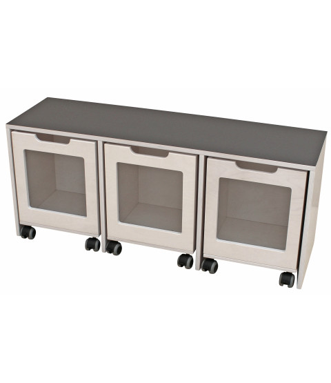 Bænk med 3 kasser på hjul