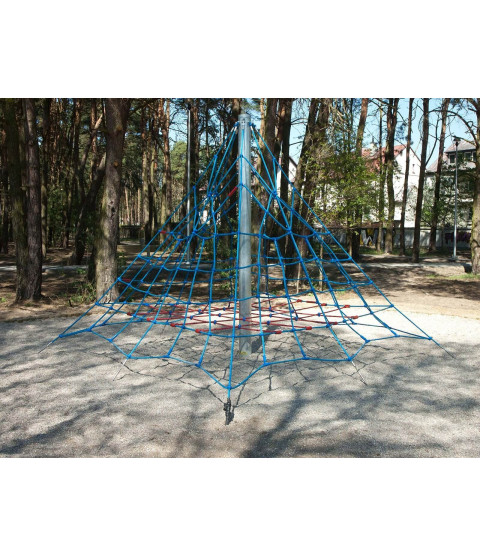 Klatrenet lille pyramide