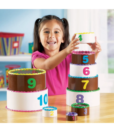 Stabel-lagkage med tal fra 1-10